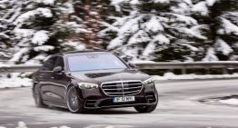 Test drive Mercedes S 500 4Matic W223: Special class