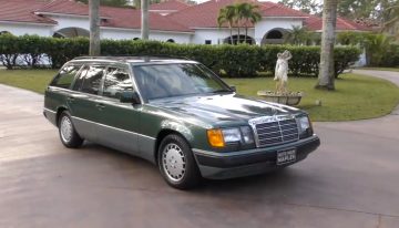 Is the Mercedes-Benz W124 the best car in the world? VIDEO