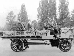 Gottlieb Daimler built the world’s first truck in 1896. How did it look?