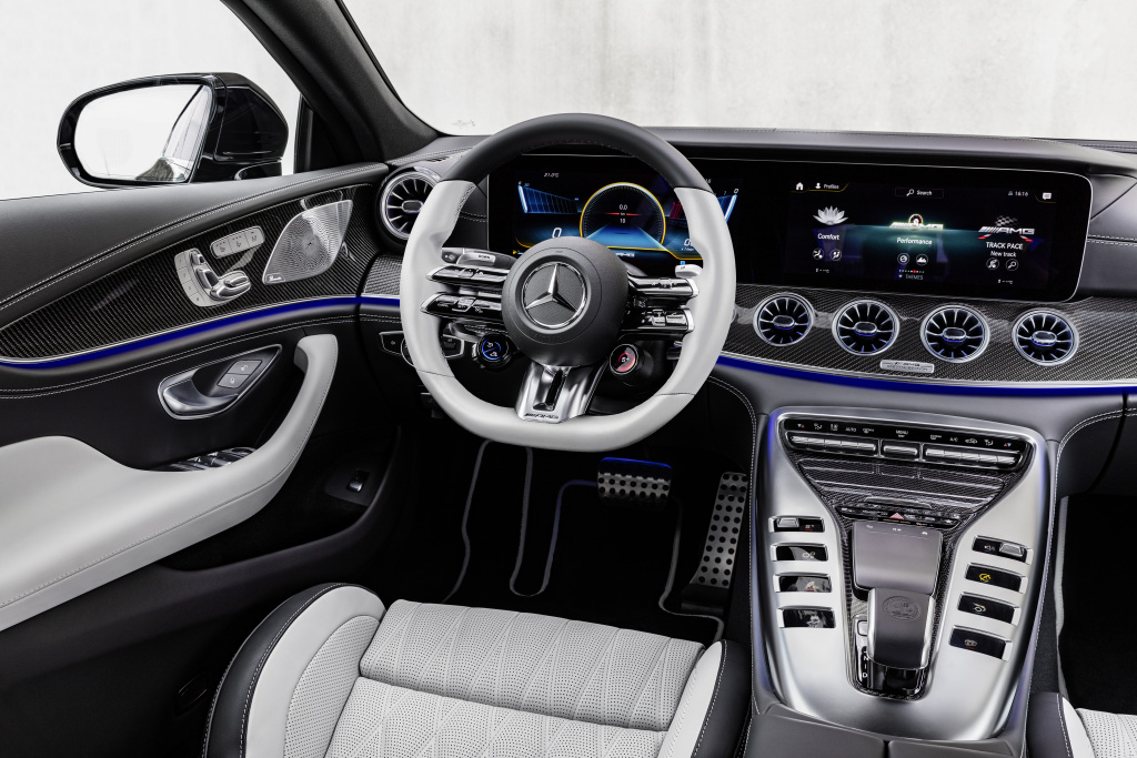 dashboard Mercedes-AMG GT 4 door-coupe facelift 2021