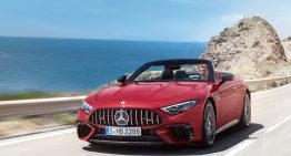 The new Mercedes-AMG SL breaks cover. Official photos and data