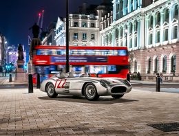 The Mercedes-Benz 300 SLR “722” parades through London in tribute to Sir Stirling Moss