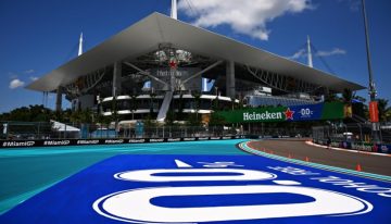 F1 Organizers Set Up Fake Water so That the Miami Grand Prix Will Look Good on TV