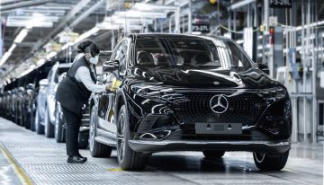 Deliveries for the New Mercedes EQS SUV Delayed to the Second Quarter of 2023