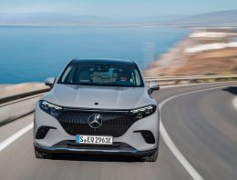How Much Do American Customers Pay for the New Mercedes EQS SUV?