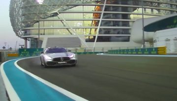 Mechanic Leaves Mercedes-AMG for Ferrari, Lewis Hamilton Gives Him a Proper Send-Off