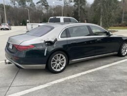 There’s a Mercedes-Maybach S-Class With a Trailer Hitch Driving in Florida