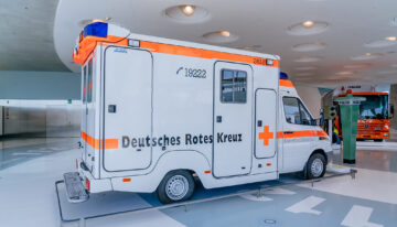 2001 Mercedes-Benz Sprinter ambulance