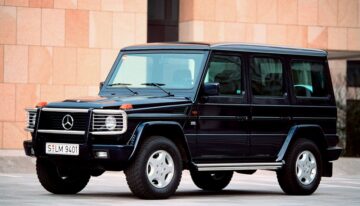 30 years Mercedes 500 GE V8, the first V8 in the G-Class