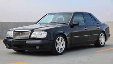 One of 951 Mercedes E 500 Limited for sale at auction