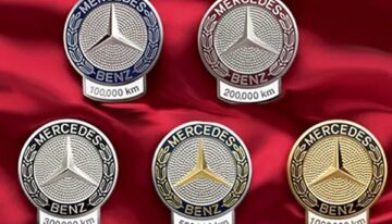 Owners of High-Mileage Mercedes-Benz Cars Are Getting Retro Badges