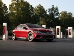 Tesla gives Mercedes a helping hand offering access to its charging network