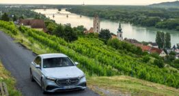 First review Mercedes E-Class W214 by auto motor und sport