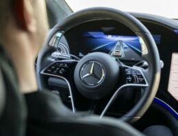 Mercedes Level 3 Drive Pilot System Officially Available in the U.S.