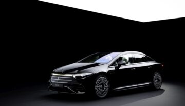 Mercedes EQS facelift: new chrome grille, larger battery, more range