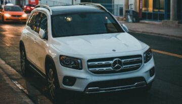 4 Reasons to Consider a Compact SUV for Your First Investment Vehicle