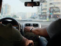 Navigating MOT Testing Regulations: A Driver’s Handbook