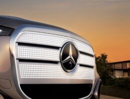 This Is the Grille of the New Mercedes GLC EV