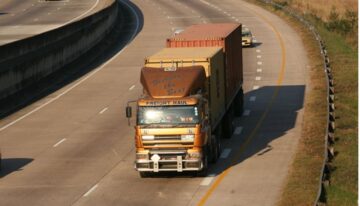 Freight Cost Estimator: How to Calculate Your Shipping Rates