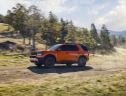 The Benefits of Buying from a New and Used Honda Dealer