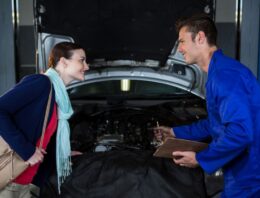 Why Timely Windscreen Repair Saves Money in the Long Run