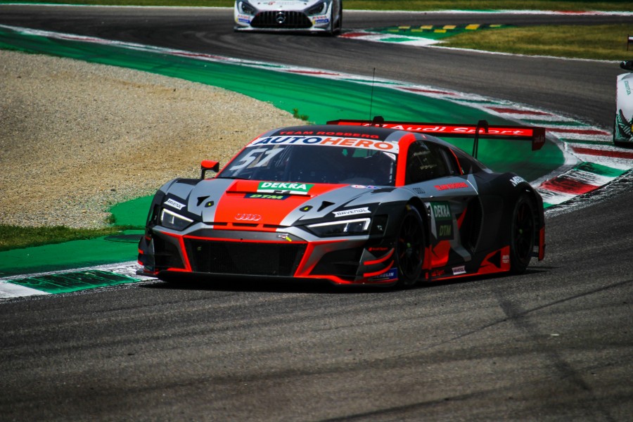 Discover the Best Racing Equipment at Racing Store Miami