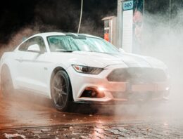 5 Maintenance Tips for Mercedes and Ford Owners 