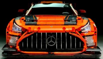 Mercedes-AMG GT3 Black Series: The Ultimate 1:8 Scale Building Kit with 5,466 Pieces