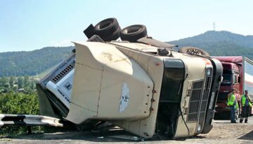 Common Causes of Truck Accidents and Legal Remedies