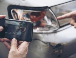 A Guide to Navigating Insurance Claims After a Car Accident