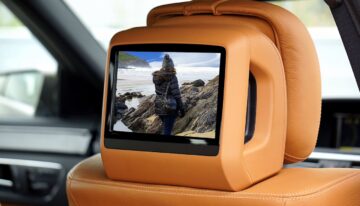 Why Low-Input Games Work Better on In-Car Passenger Screens