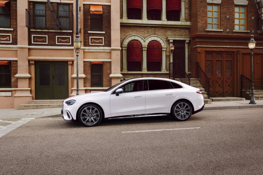 Mercedes C-Class EQ, Mercedes C 400 4Matic 