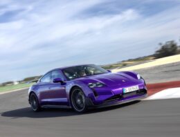 Porsche Temporarily Halts Porsche Taycan Production