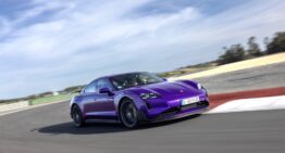 Porsche Temporarily Halts Porsche Taycan Production