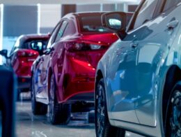 Mercedes or Ford Dealer in Missouri: Which Offers More Vehicle Options?
