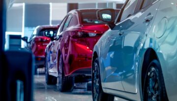 Mercedes or Ford Dealer in Missouri: Which Offers More Vehicle Options?