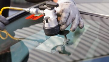 Car Windshield Repair vs Replacement in Calgary: How to Know Which One You Actually Need