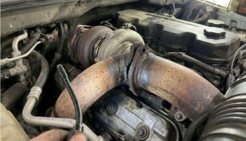 LB7 Up-Pipe Leak Symptoms: How to Spot a Cracked Bellows