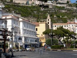 Is Renting a Convertible in Southern Italy in October Still Worth It?