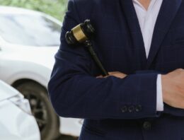 How an Experienced Car Accident Attorney Can Strengthen Your Claim