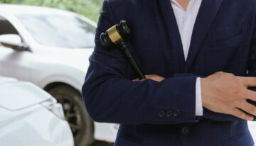 How an Experienced Car Accident Attorney Can Strengthen Your Claim