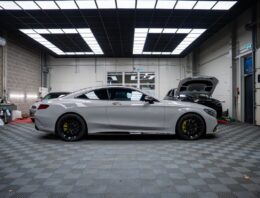 Dealer Or Independent: Servicing Your Mercedes Without Voiding The Warranty
