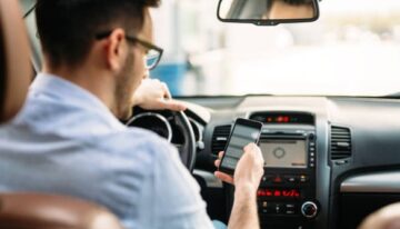 How Distracted Driving Leads to Serious Injuries
