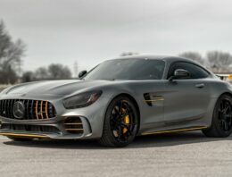 What Mercedes Drivers Should Know About Roadside Emergencies