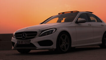 How to choose the right used Mercedes-Benz C-Class: what to compare before you start shopping